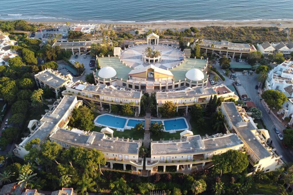 Oleholidays 1133 Romana Playa Primera Linea Playa Marbella Exterior photo
